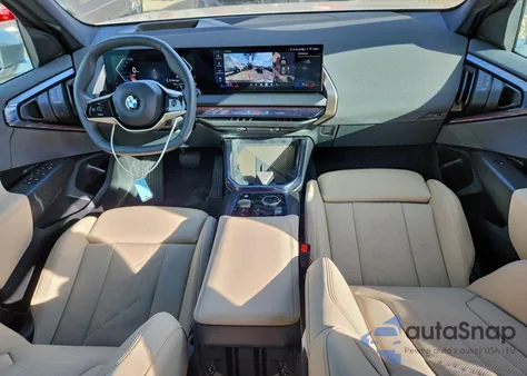 2025 BMW X3 30 xDrive z USA, uszkodzony, nr VIN 5UX53GP04S9081416